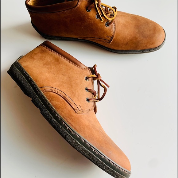 bally chukka boots